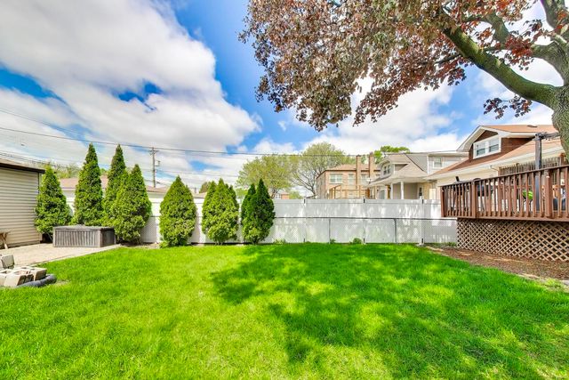 1746 N Nagle Avenue, Chicago, IL 60707