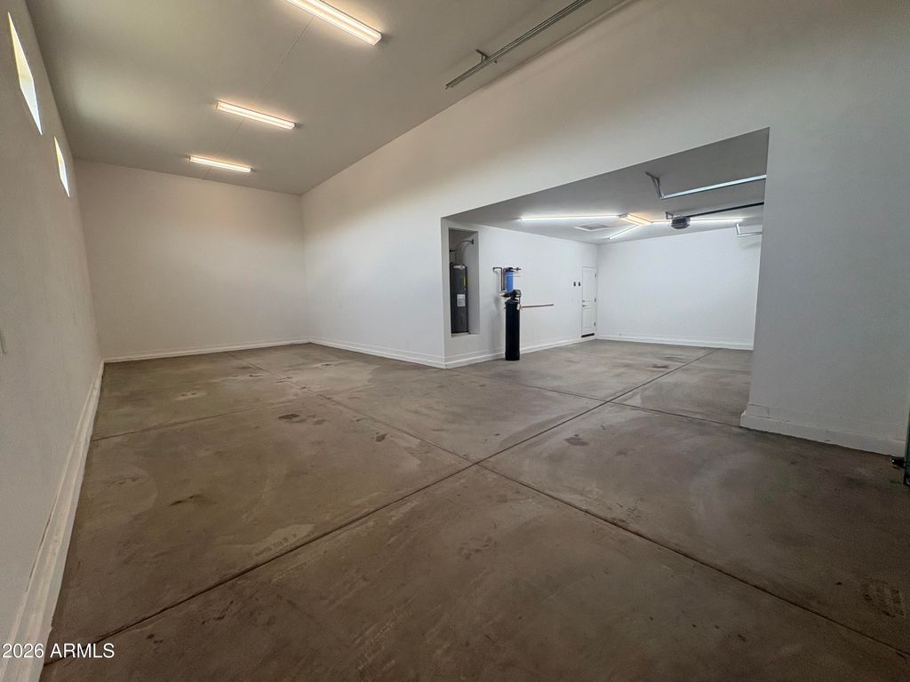 39026 N 9TH Avenue, Phoenix, AZ 85086 — photo 4
