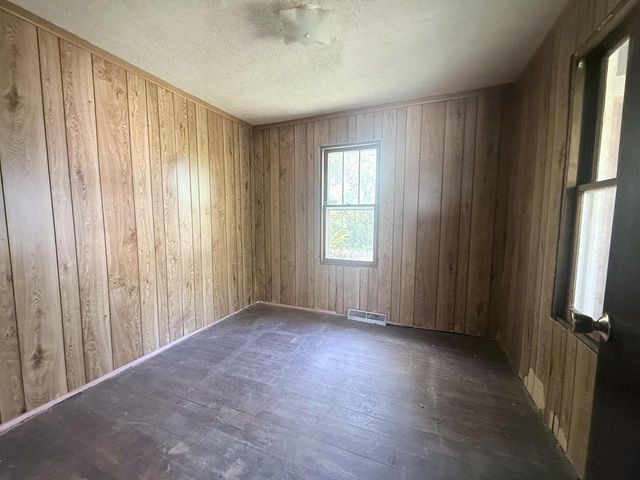 6031 242nd AVENUE, Salem, WI 53168