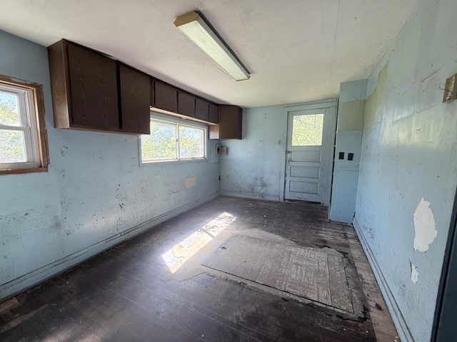 6031 242nd AVENUE, Salem, WI 53168