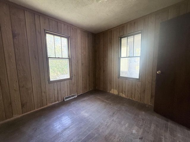 6031 242nd AVENUE, Salem, WI 53168