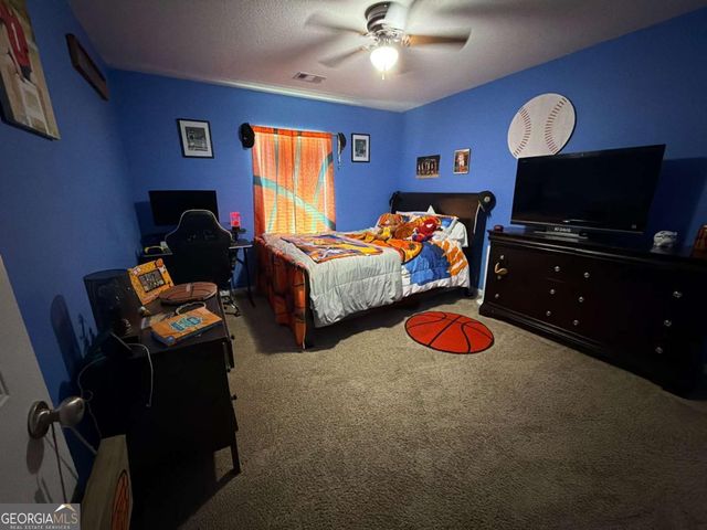 100 Auburn Circle, Glennville, GA 30427
