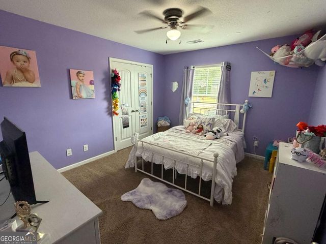 100 Auburn Circle, Glennville, GA 30427