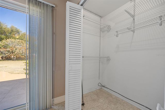 3909 HUDSON LANE, Tampa, FL 33618