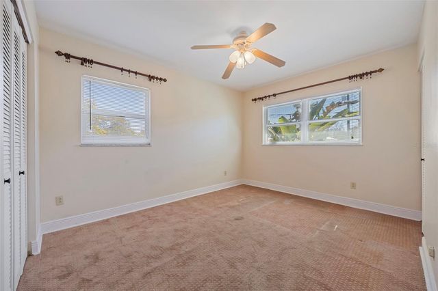 3909 HUDSON LANE, Tampa, FL 33618