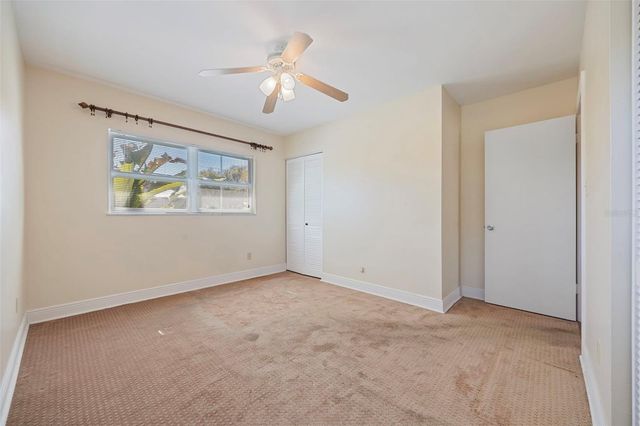 3909 HUDSON LANE, Tampa, FL 33618