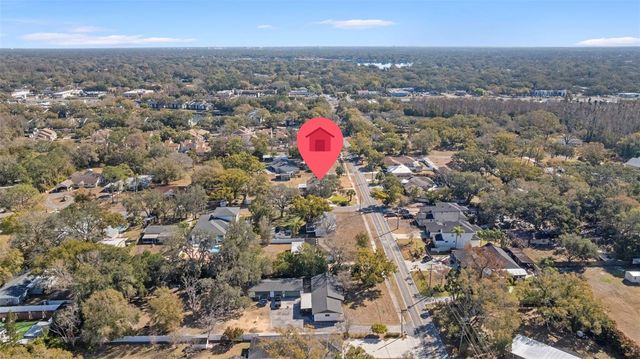 3909 HUDSON LANE, Tampa, FL 33618