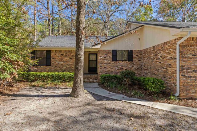 8209 Bridge Water Trail, Tallahassee, FL 32312