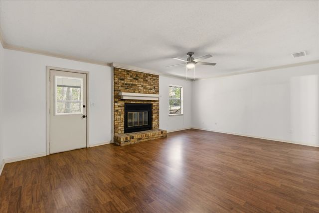 8209 Bridge Water Trail, Tallahassee, FL 32312