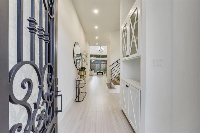 7106 Dearborn Street, Houston, TX 77055