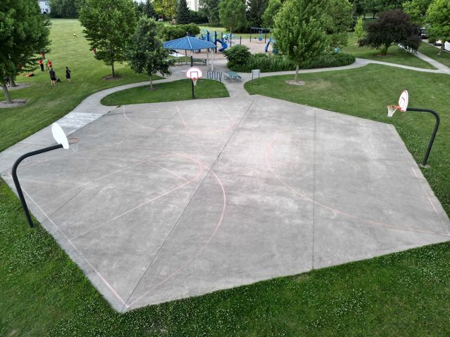 136 Lilac Street, Bolingbrook, IL 60490