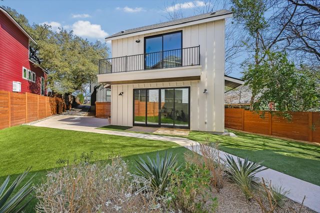 907 Redd ST 2, Austin, TX 78745