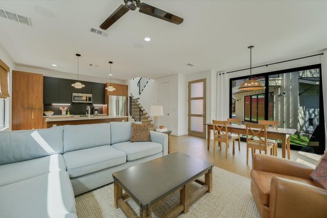 907 Redd ST 2, Austin, TX 78745