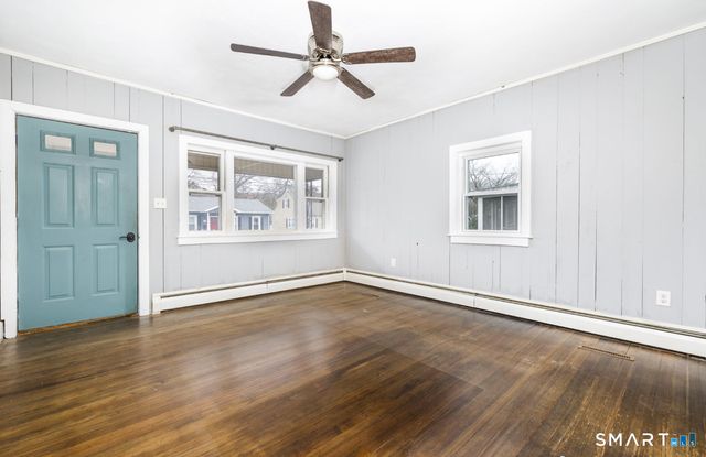 9 Woodland Street, Plainville, CT 06062