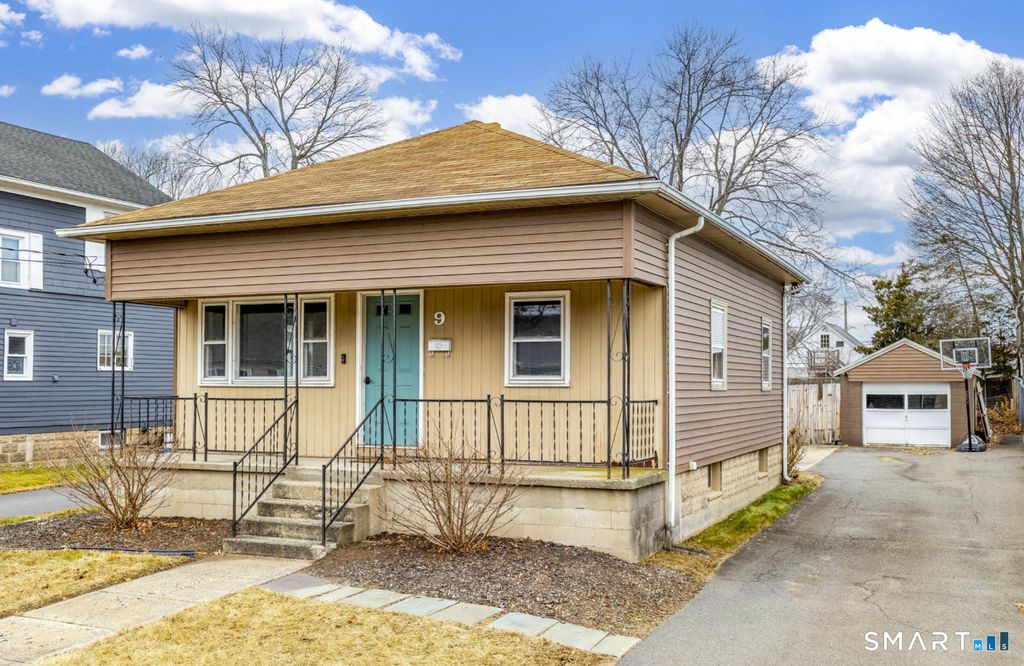 9 Woodland Street, Plainville, CT 06062