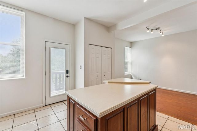 4324 W Pine Boulevard A, St Louis, MO 63108