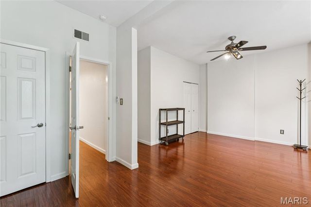 4324 W Pine Boulevard A, St Louis, MO 63108