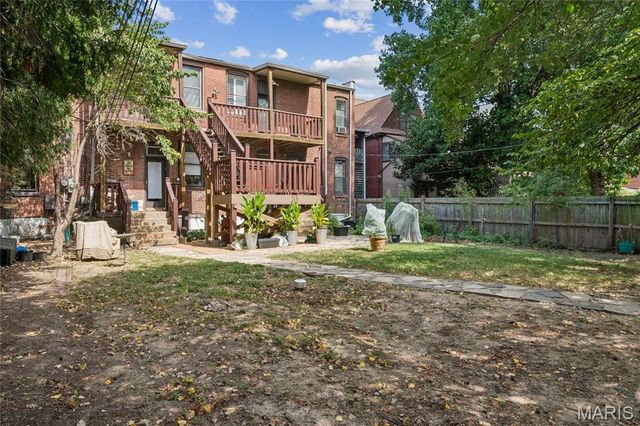 4324 W Pine Boulevard A, St Louis, MO 63108
