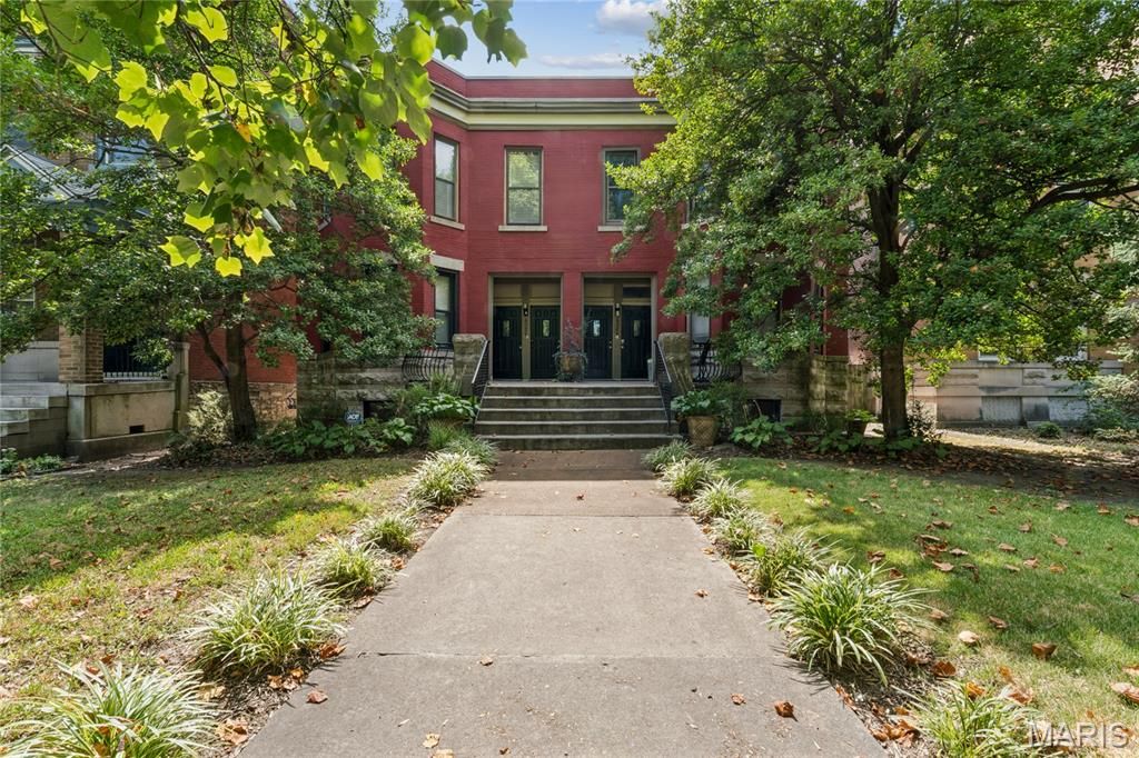 4324 W Pine Boulevard A, St Louis, MO 63108