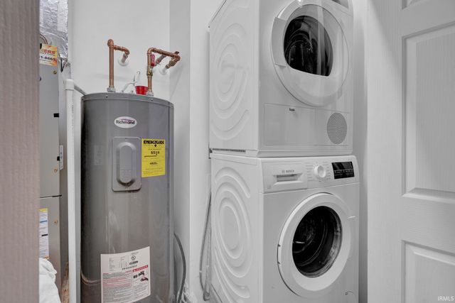 9636 S Bay Pointe Court, Bloomington, IN 47401