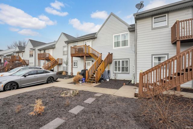 9636 S Bay Pointe Court, Bloomington, IN 47401