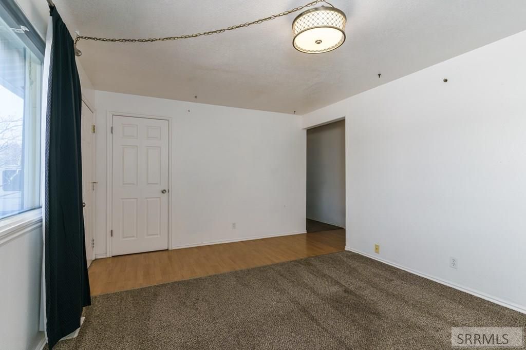 Image 5 of property listing at 4633 Tahoe Place, Chubbuck, ID 83202