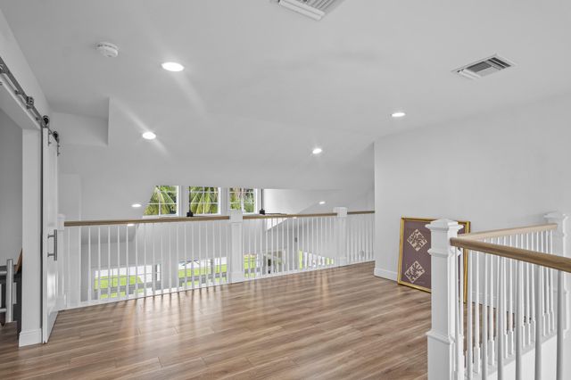 4786 Ridgewood Road E, Boynton Beach, FL 33436