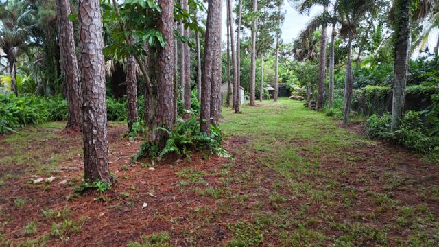 4786 Ridgewood Road E, Boynton Beach, FL 33436