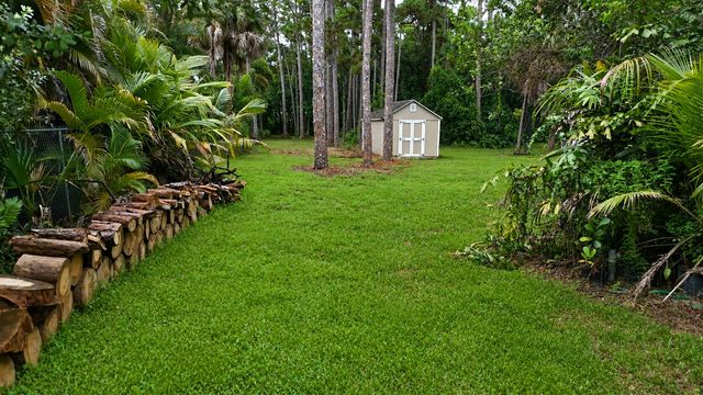 4786 Ridgewood Road E, Boynton Beach, FL 33436