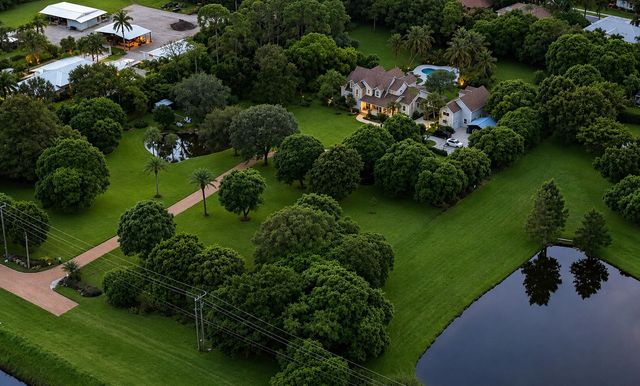 4786 Ridgewood Road E, Boynton Beach, FL 33436