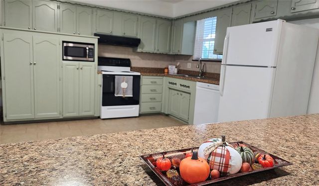 720 Briarcrest Drive, Midwest City, OK 73110