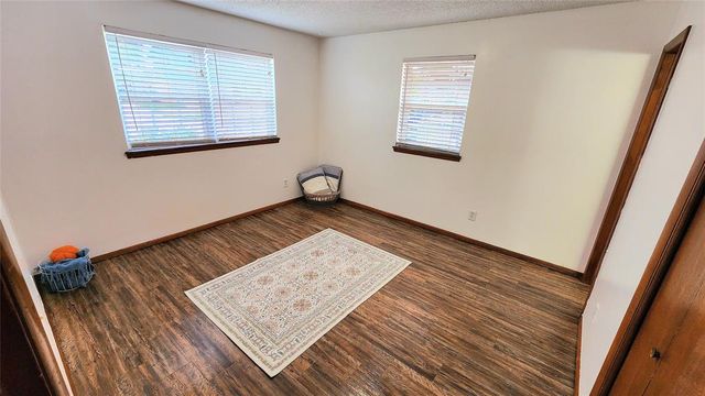 720 Briarcrest Drive, Midwest City, OK 73110