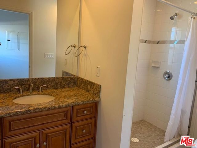 1305 W 37th Place, Los Angeles, CA 90007