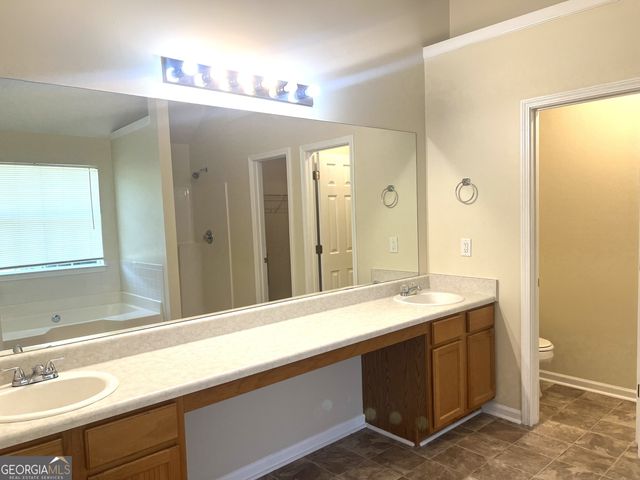 4021 Smithfield Way, Ellenwood, GA 30294