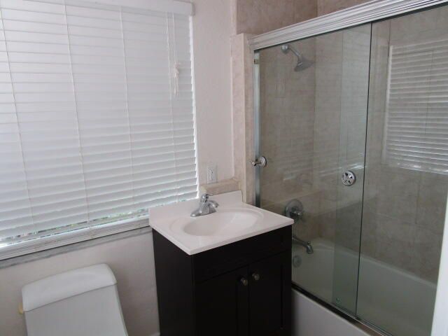 4565 N OCEAN Drive House, Lauderdale-By-The-Sea House, Lauderdale By The Sea, FL 33308
