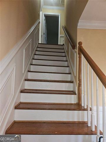 3145 Oak Meadow Drive, Snellville, GA 30078