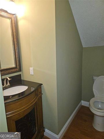 3145 Oak Meadow Drive, Snellville, GA 30078