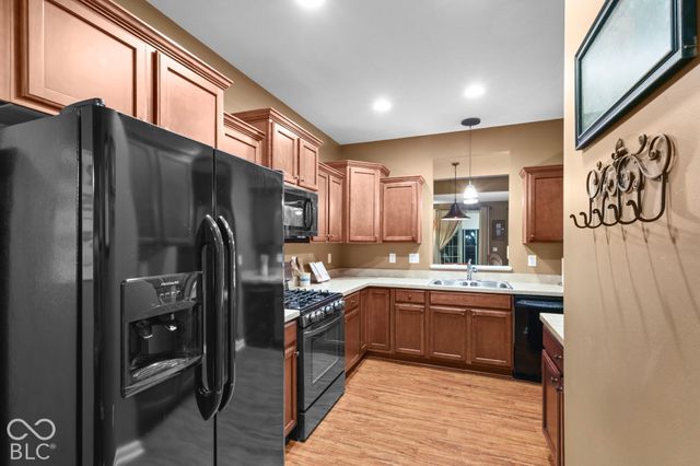 15871 Lambrusco Way, Fishers, IN 46037