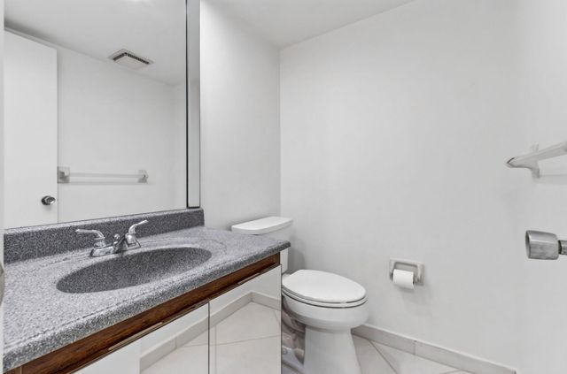 802 CYPRESS GROVE Lane 309, Pompano Beach, FL 33069