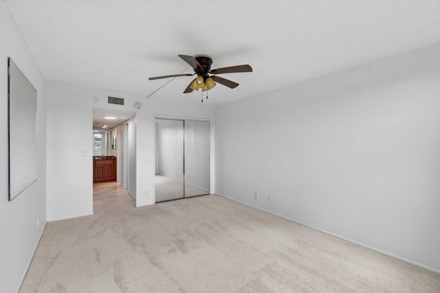 802 CYPRESS GROVE Lane 309, Pompano Beach, FL 33069