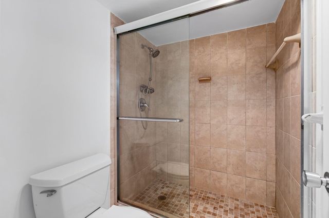 802 CYPRESS GROVE Lane 309, Pompano Beach, FL 33069