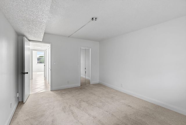 802 CYPRESS GROVE Lane 309, Pompano Beach, FL 33069