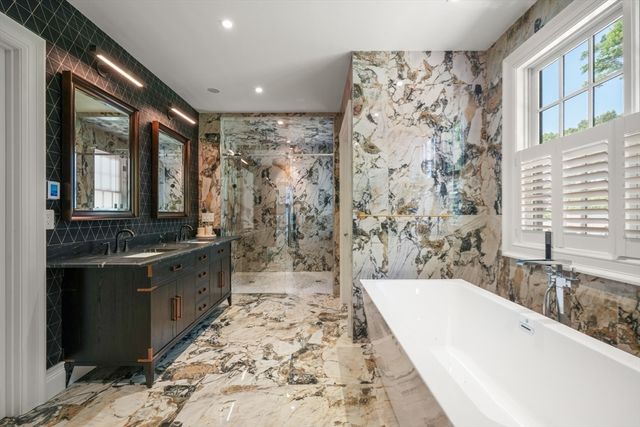 252 Winter Street, Norwell, MA 02061