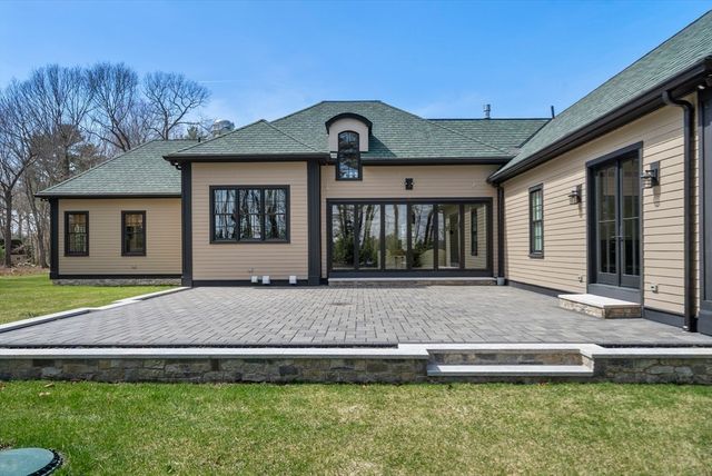 252 Winter Street, Norwell, MA 02061