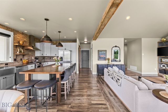 222 Higain Trail, Bozeman, MT 59718