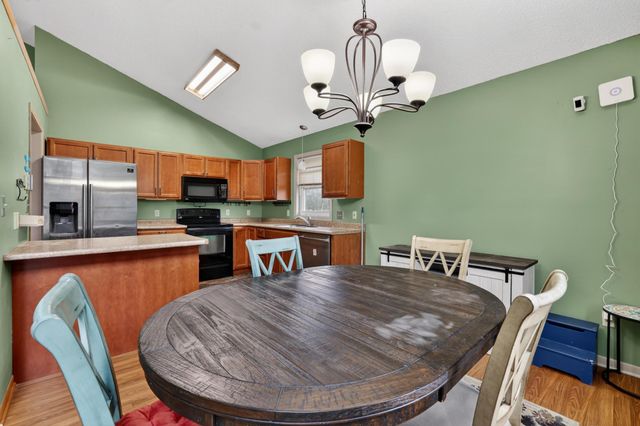 6219 Fairway Drive NW, Rochester, MN 55901