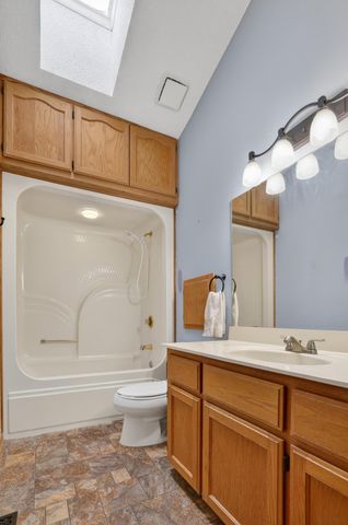 6219 Fairway Drive NW, Rochester, MN 55901