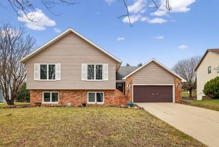 6219 Fairway Drive NW, Rochester, MN 55901