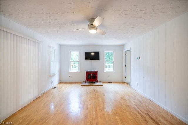 337 Pioneer Ridge, Sparta, NC 28675
