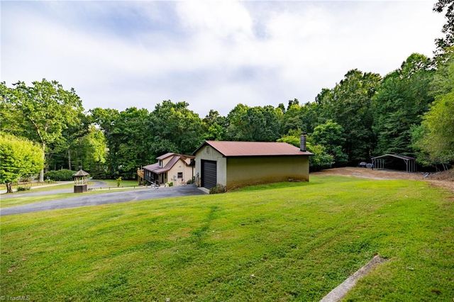337 Pioneer Ridge, Sparta, NC 28675